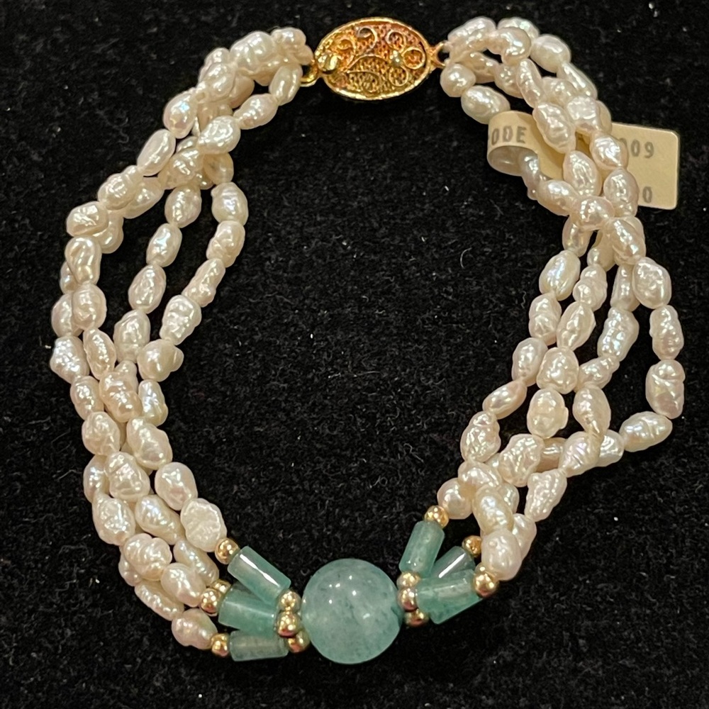 Multi Strand Rice Seed Pearl Bracelet w/ AVENTURINE Gold plate NWT Hawaii Vntg